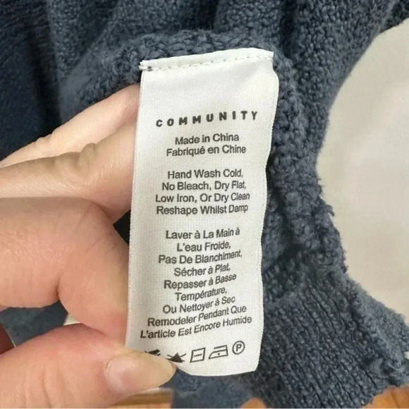 Aritzia Community lonic Cape Oversized Knitted Cardigan XS - Picture 9 of 10